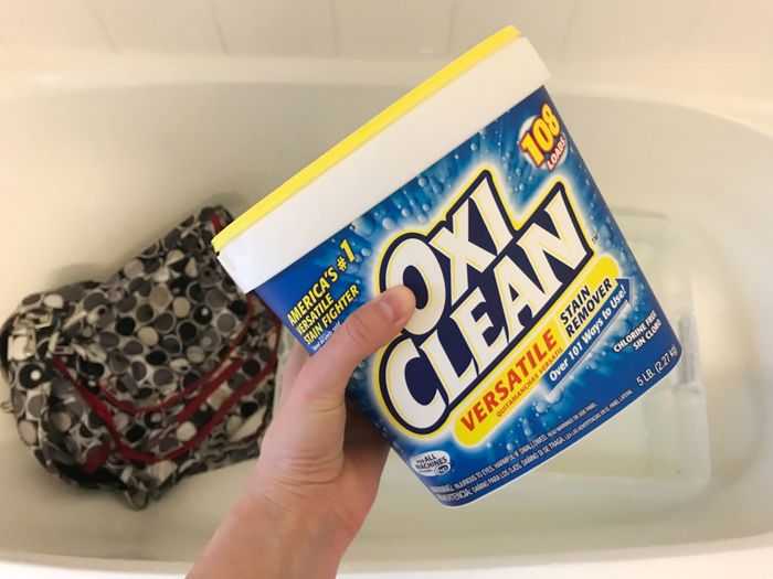 Using OxiClean to clean JuJuBe bag