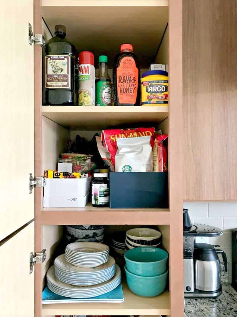 Using boxes to organize kitchen