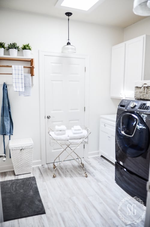 A black and white laundry room 